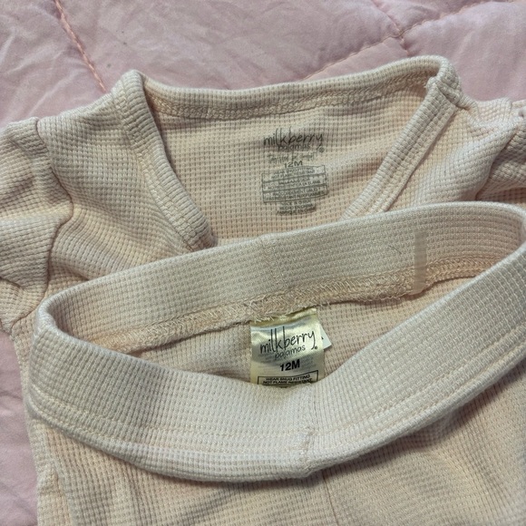 Cream Baby Outfit Set, size 12M - Picture 2 of 2